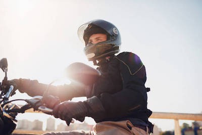 Louez une moto comme une activité moto loisir SH MotoRent